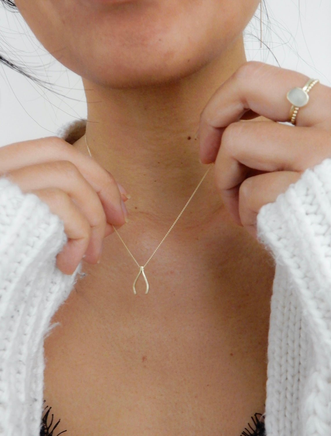 Necklace | The golden wishbone