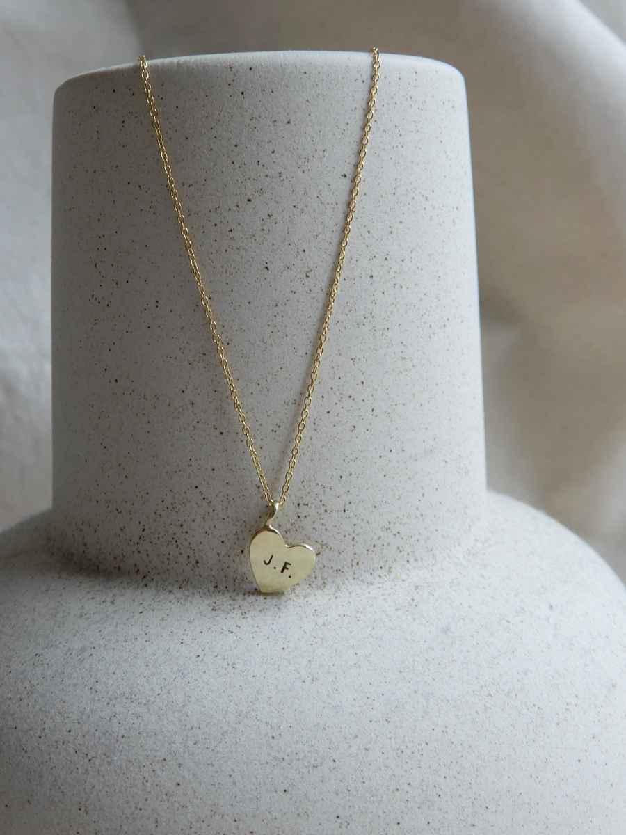 Necklace | The solid gold heart