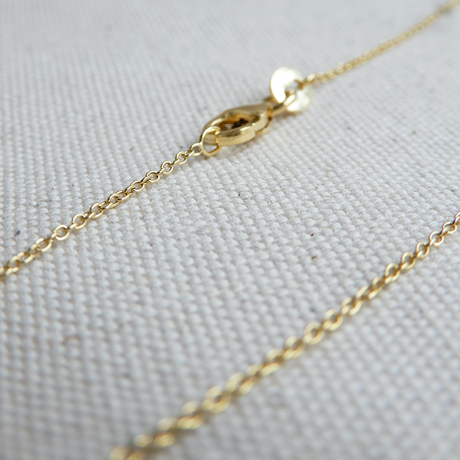 Necklace| The golden essential