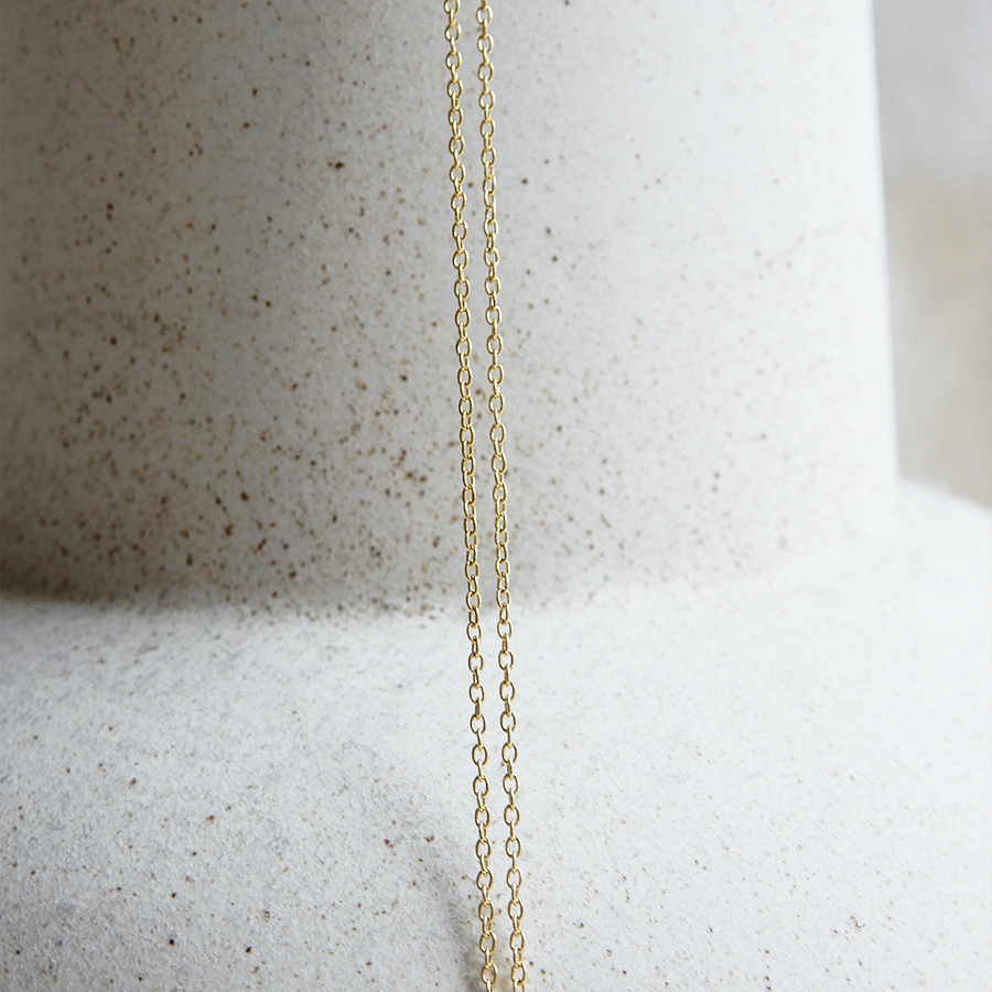 Necklace| The golden essential